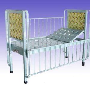 RS0325 Children Bed Painted